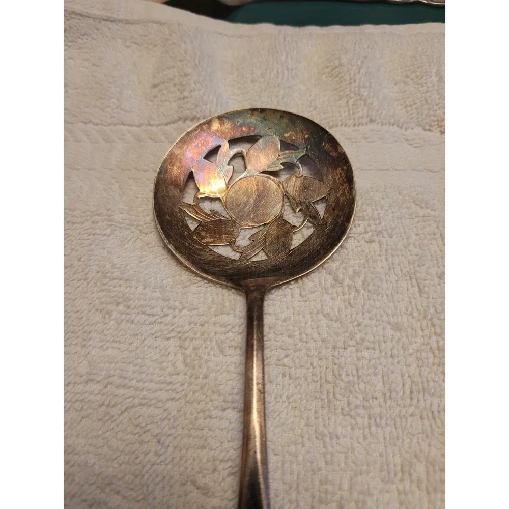 Vintage Original Rogers Estate Silverplate Pierced Tomato Server Spoon 7.5 in.